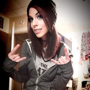 Meet your Posher, Dani-yell